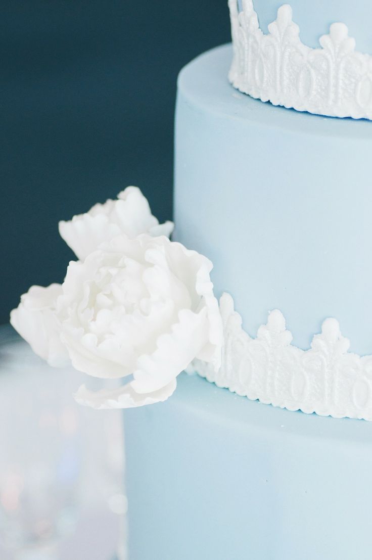 something blue wedding cake
