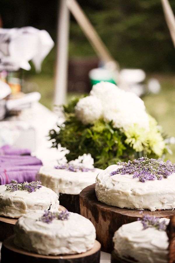 lavender wedding cakes