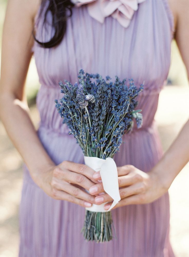 bridesmaids,lavender bridesmaids,lavender bridesmaids dresses