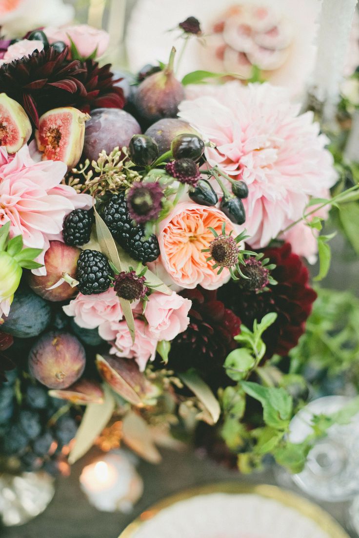 Autumn Wedding flowers | Photography Onelove Photography