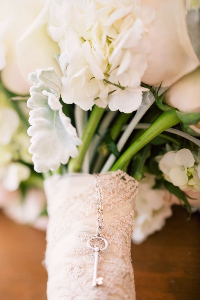 5 Ways Personalized wedding bouquet charms