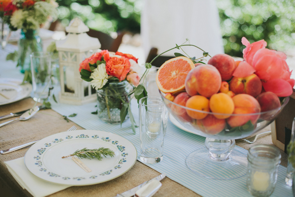 Fruits as centerpices - Stunning wedding tablescapes ideas | fabmood.com