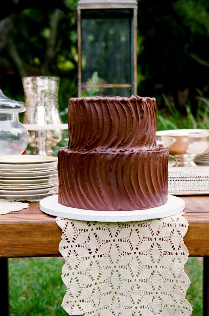 chocolate wedding cake | fabmood.com