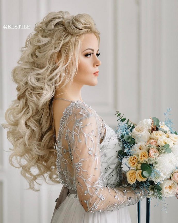 18 Beautiful Wedding Hairstyles Down For Brides And Bridesmaids Hair Down