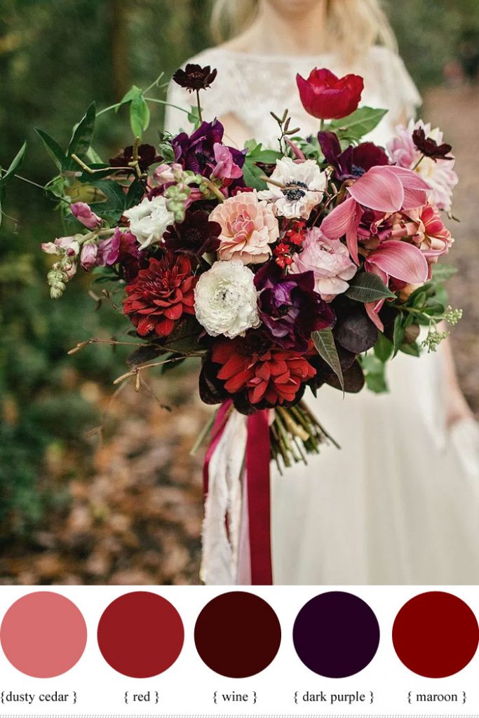 Dark purple and red wedding bouquet | Autumn wedding bouquet