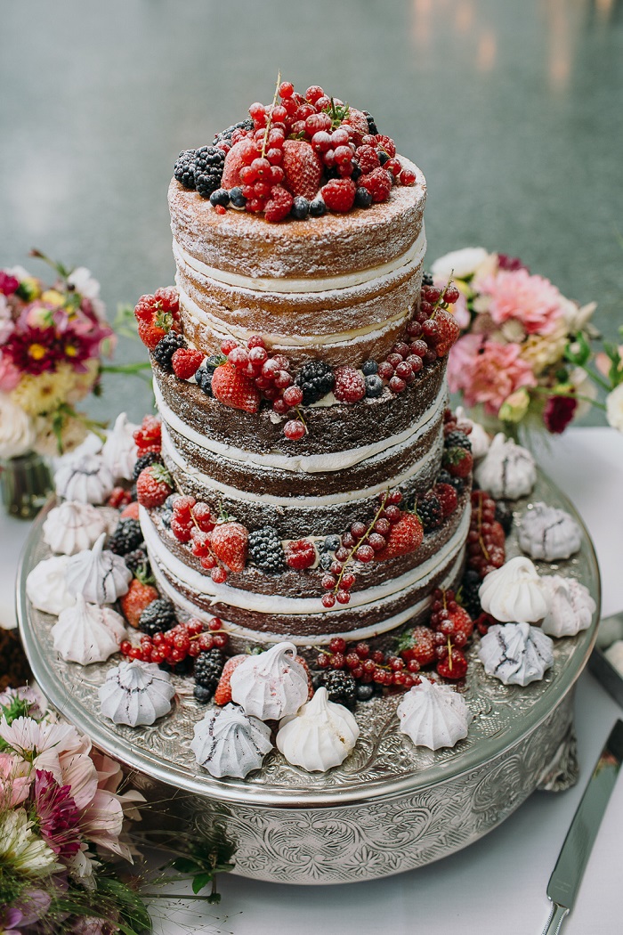 Something Sweet: 9 Designs for Rustic Wedding Cakes Too Pretty to Eat