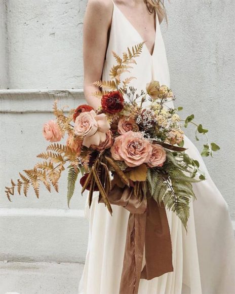 7 The perfect fall wedding bouquets with copper accents 1 - Fab Mood ...