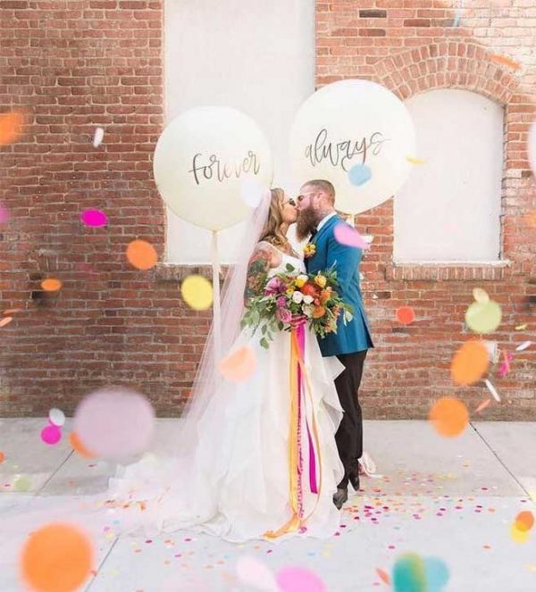 Lovely confetti wedding photo on wedding day, confetti wedding pictures