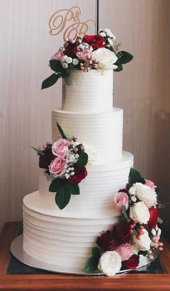 The most beautiful wedding cakes that will have wedding guests' attention!