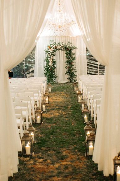 14 beautiful wedding entryway ideas for ceremony & reception