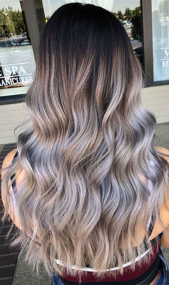 blonde with shadow root and lowlights, blonde root smudge, blend dark roots with blonde hair, blonde hair with shadow root and lowlights, shadow root blonde, dark roots blonde hair, blonde hair dark roots trend, shadow root blonde balayage