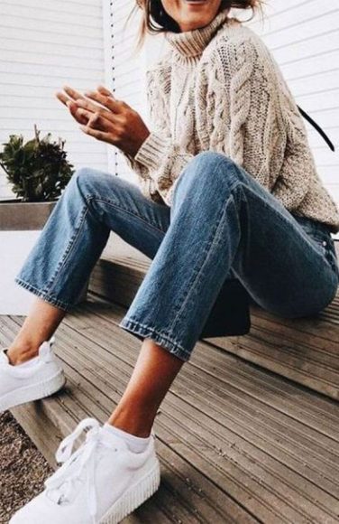 12 Cute Fall Outfit Ideas That're Hot Right Now | Casual autumn outfits