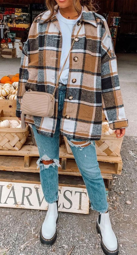 20 Cute Fall Outfits for 2021 - What to Wear in Fall