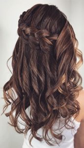 50 Breathtaking Prom Hairstyles For An Unforgettable Night : Soft Waves ...