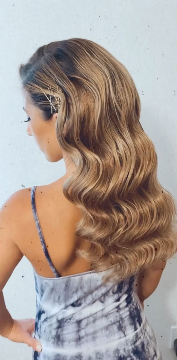 50 Breathtaking Prom Hairstyles For An Unforgettable Night : Glam Hollywood Waves