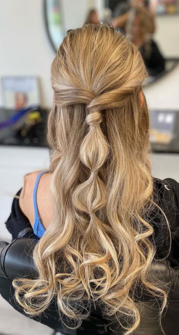 50 Breathtaking Prom Hairstyles For An Unforgettable Night : Twisted ...