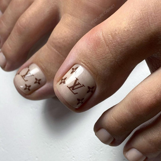 Louis Vuitton easy nail art 
