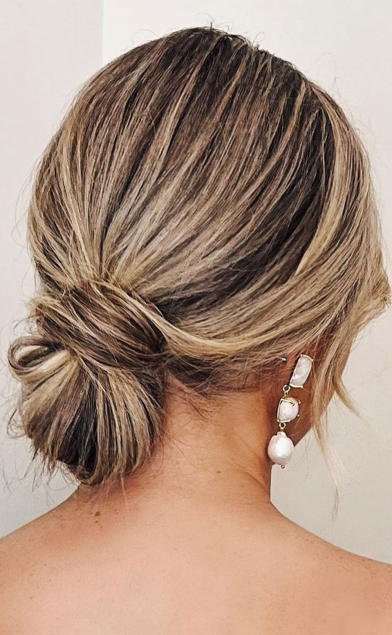 Easy Summer Hairstyles for the Beach and Beyond | Gorgeous hair, Bun  hairstyles, Summer hairstyles