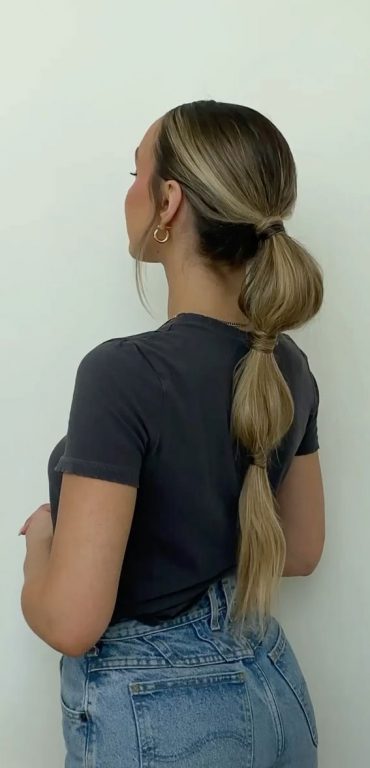 42 Cute and Easy Summer Hairstyles for 2022 : Double Bubble Braid Pony ...