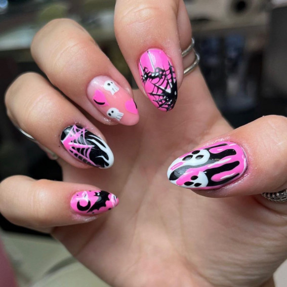 47 Cute & Spooky Halloween Nail Ideas 2022 : Black and Pink Spooky Nails 1  - Fab Mood