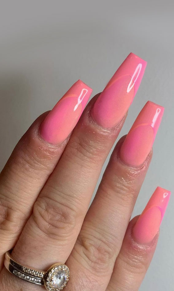 35 Best Optical Illusion Nails : Peach & Pink Ombre French Nails