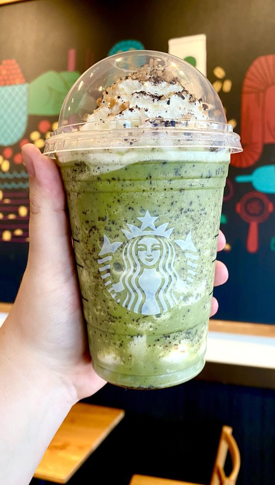 50+ Starbucks Drinks For Your Next Order : Cookies & Cream Blended ...