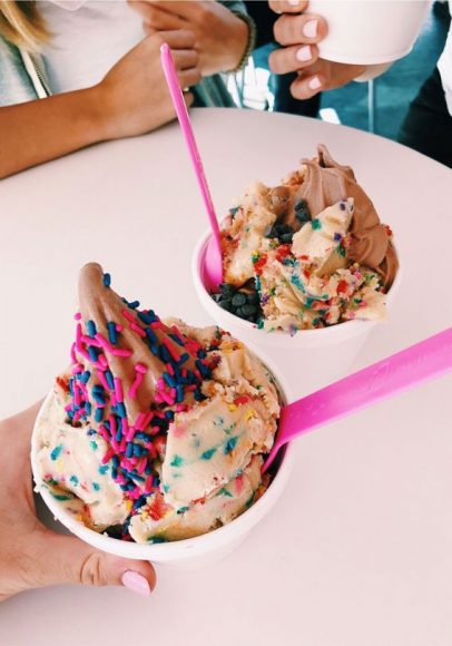 50 Food Snapchat That Makes Your Mouth Watering Cookie Dough Ice