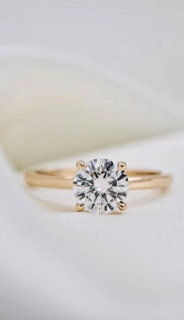 6 Radiant Engagement Ring Ideas: Illuminating Your Love Story 1 - Fab ...