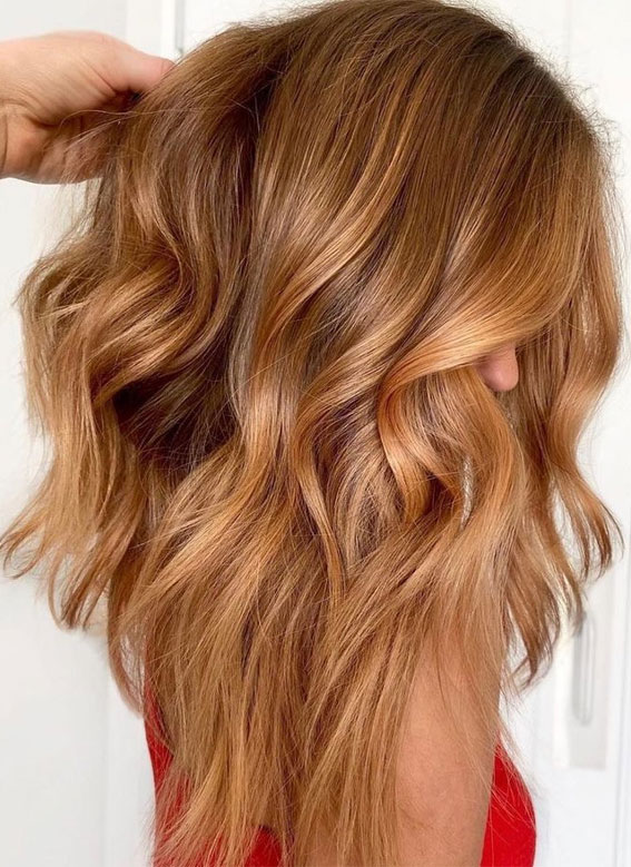 hair color trends 2024, hair color trends, biscoff blonde hair, hair color ideas 2024