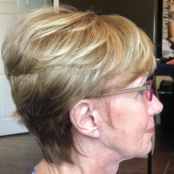 pixie haircut for women wear glasses, short hairstyles for over 50 with glasses