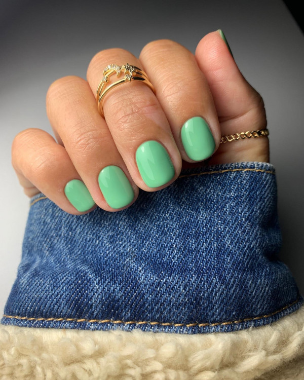 green nails, simple green nails, Simple nails acrylic, simple nails design, Simple nails for short nails, cute simple nail designs, simple nail designs, simple nails short, simple nails