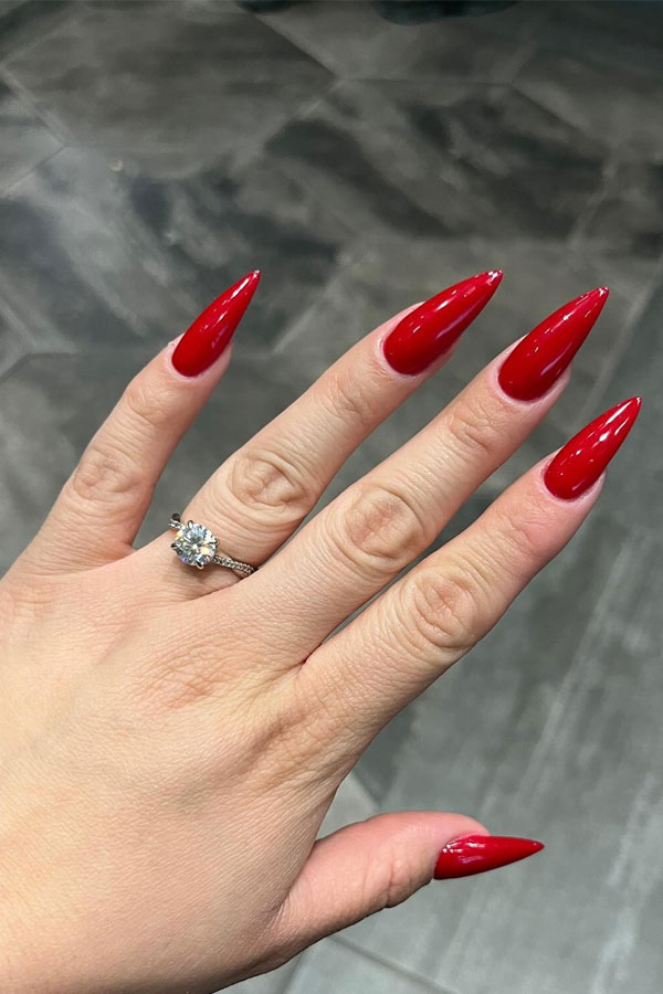 stiletto red nails, red nails stiletto, red nails color, red nails long