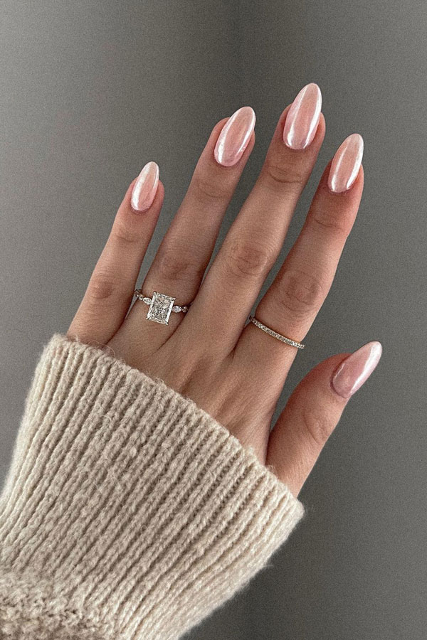 light pink glazed nails, pink glazed nails, donut glazed effect nails, pink glazed short nails