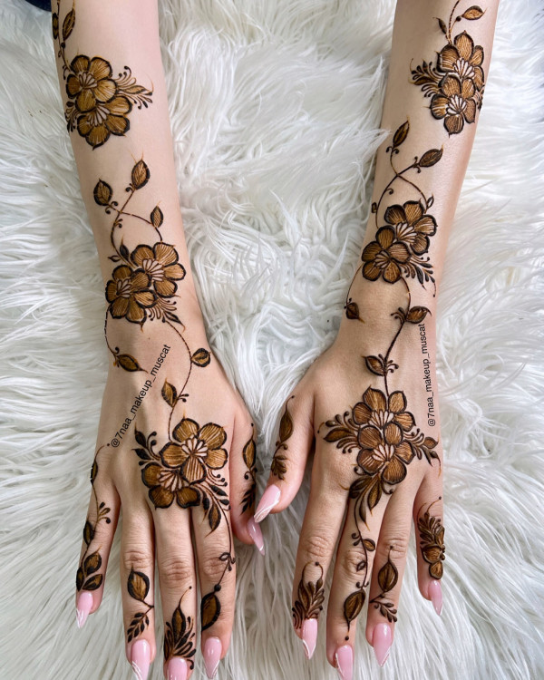 45 Stylish Mehndi Designs Simple and Beautiful : Floral Garden Elegance