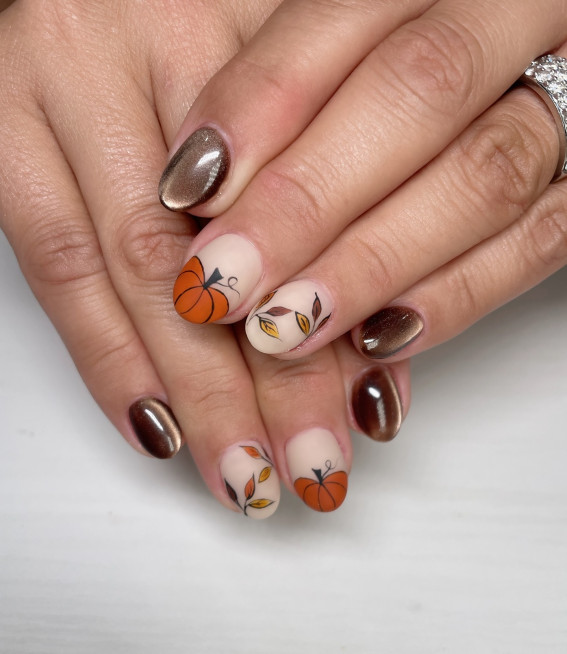 Pumpkin Patch Beige Nails, thanksgiving nails, fall nails, thanksgiving nail art, autumn nails, festive fall nails, mix an match thanksgiving nails, thanksgiving nails simple