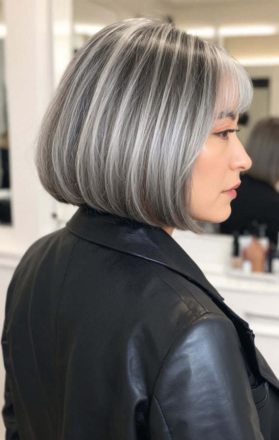 Natural Grey hair colour, hair colour trends 2025, hair colour trends