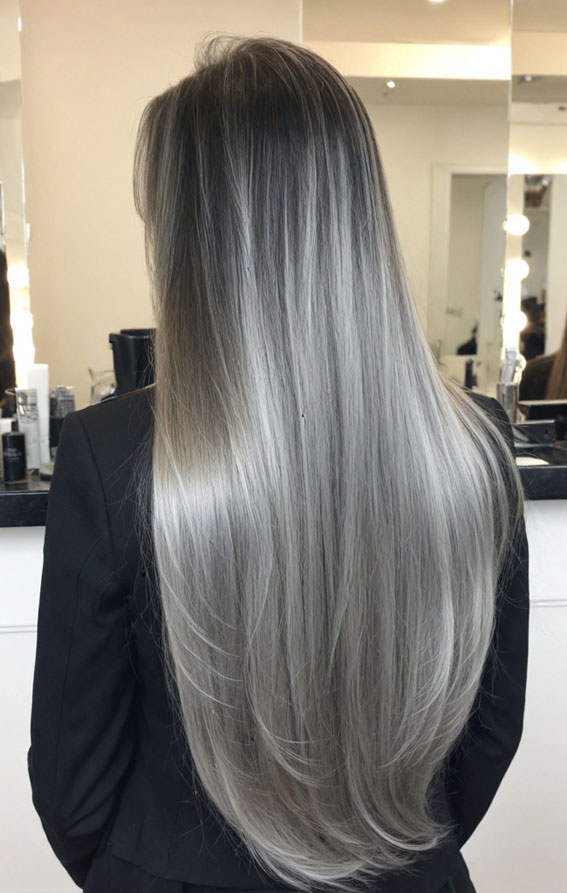 Natural Grey hair colour, hair colour trends 2025, hair colour trends