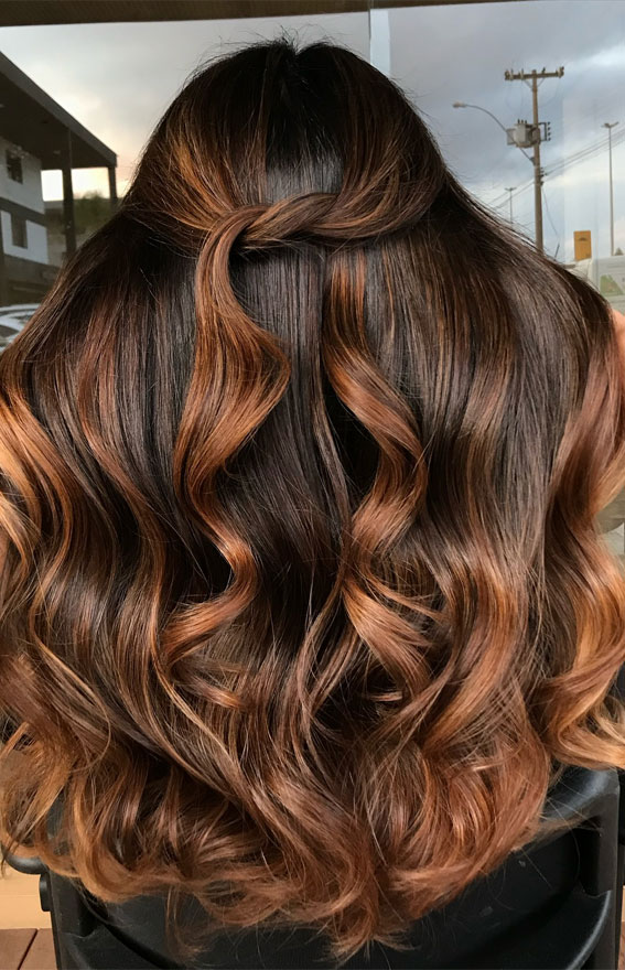 Autumn Copper Charm, High contrast balayage on dark hair, Caramel balayage on dark brown hair,  Balayage Brown hair with blonde, Chocolate brown balayage, High contrast balayage money piece hair, High contrast Hair highlights, High contrast blonde highlights