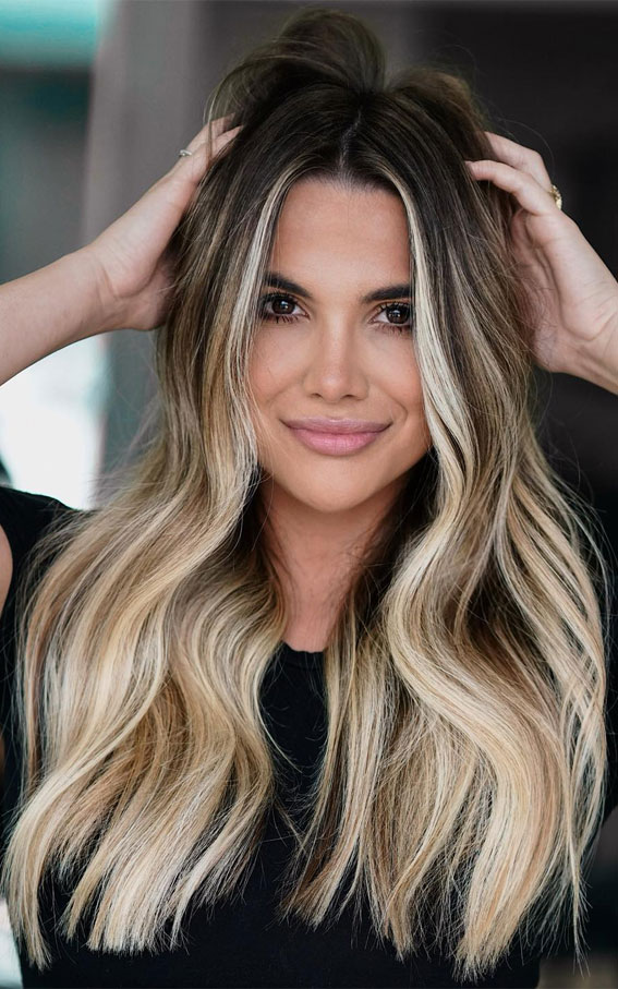 Bold Blonde Face-Framing, High contrast balayage on dark hair, Caramel balayage on dark brown hair,  Balayage Brown hair with blonde, Chocolate brown balayage, High contrast balayage money piece hair, High contrast Hair highlights, High contrast blonde highlights