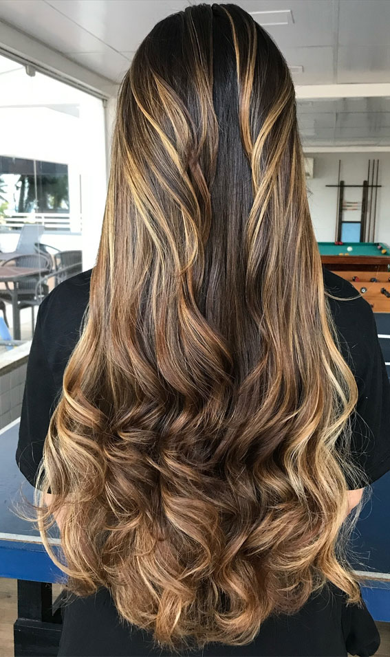 Golden Caramel Waves, High contrast balayage on dark hair, Caramel balayage on dark brown hair,  Balayage Brown hair with blonde, Chocolate brown balayage, High contrast balayage money piece hair, High contrast Hair highlights, High contrast blonde highlights