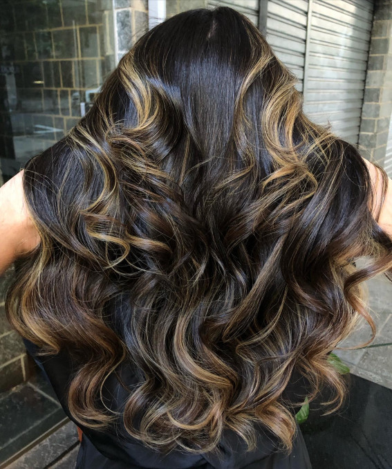 Golden Espresso Glam, High contrast balayage on dark hair, Caramel balayage on dark brown hair,  Balayage Brown hair with blonde, Chocolate brown balayage, High contrast balayage money piece hair, High contrast Hair highlights, High contrast blonde highlights