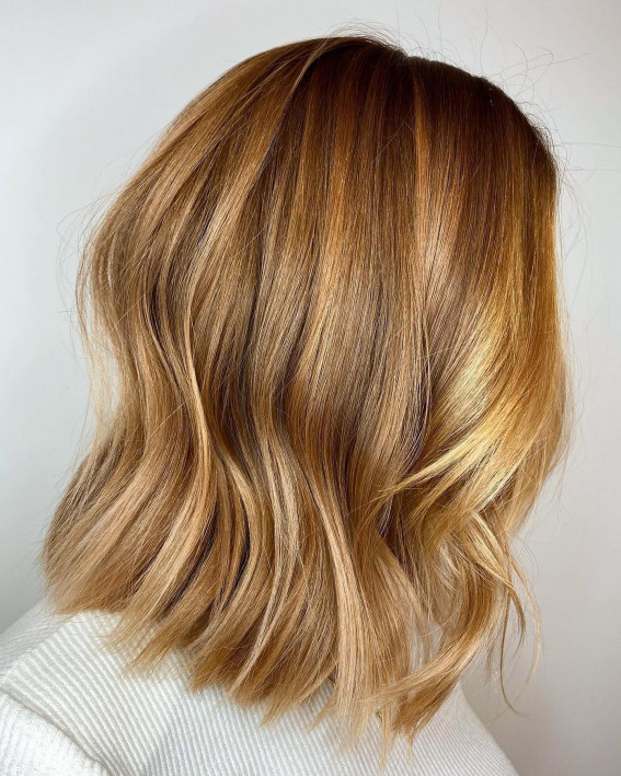 Golden Windswept Sands Lob with Subtle Waves, golden blonde hair colour, warm golden blonde hair, golden blonde lob